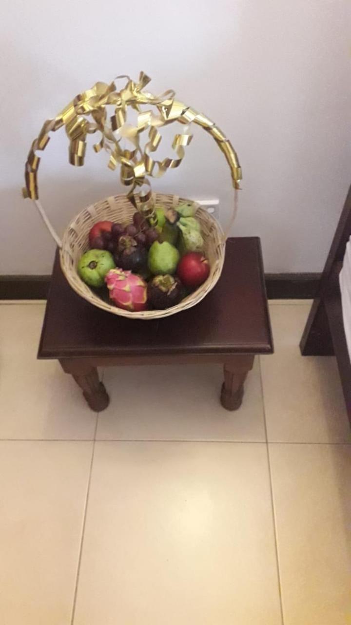 Chelsea Villa Bnb Colombo Luaran gambar